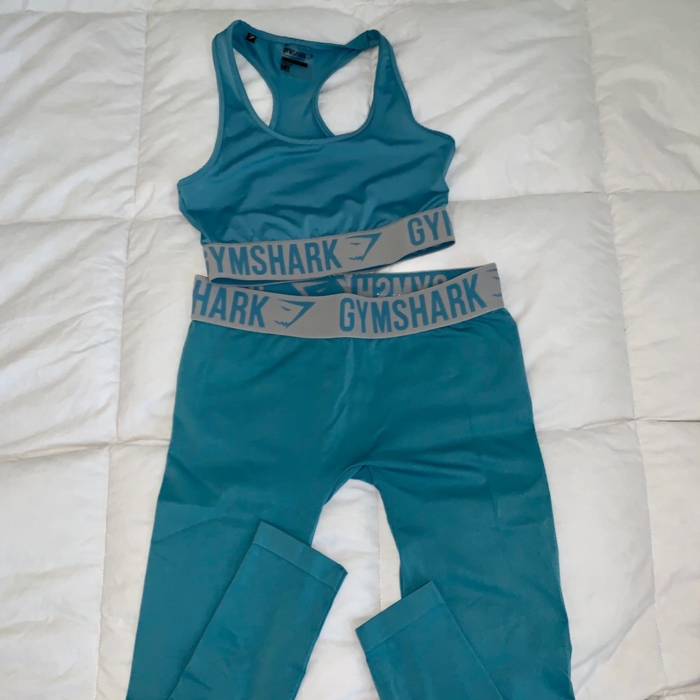 GymShark two piece athletic outfit